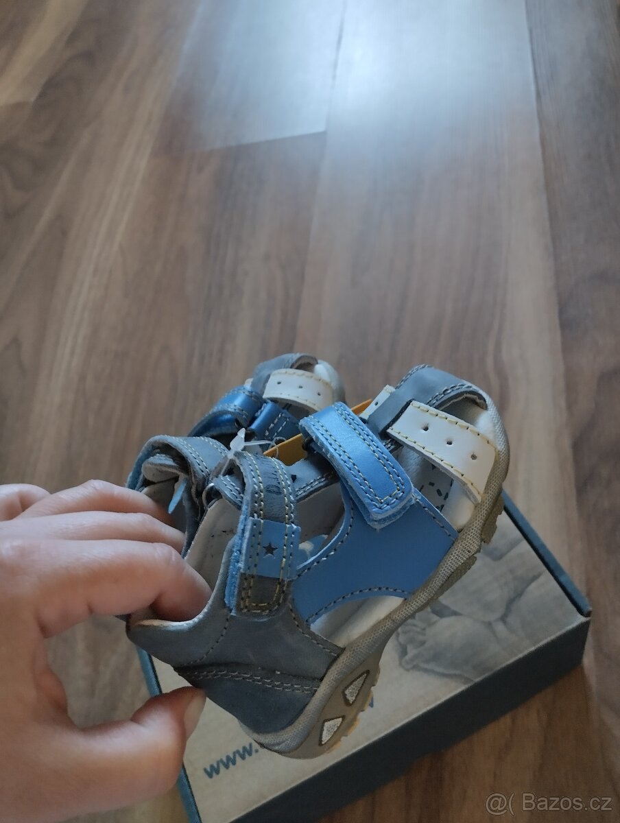 Nové sandály D.D.step vel.19 - 2