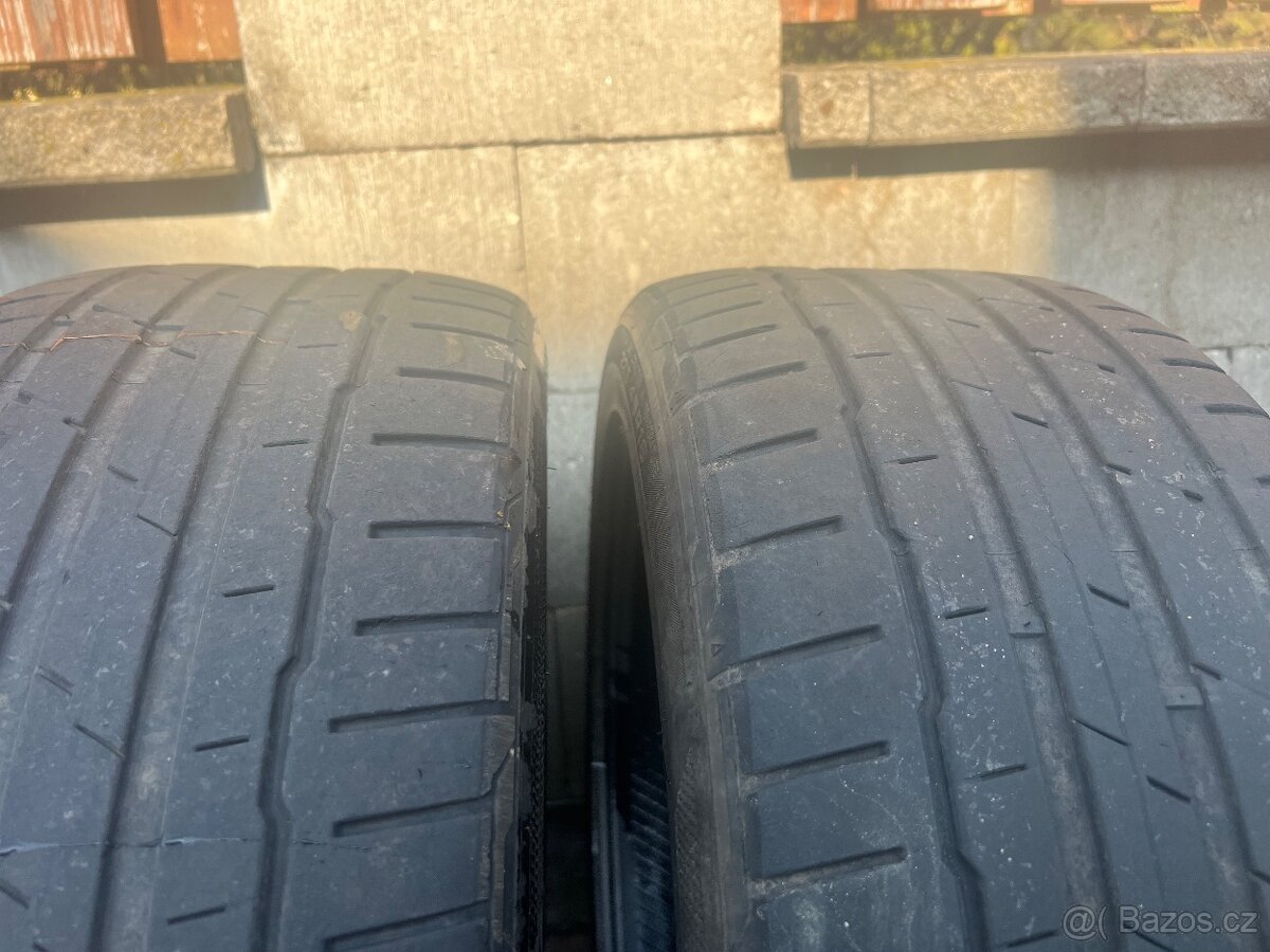 2ks Hankook Ventus S1 Evo 225/45/18 - 2