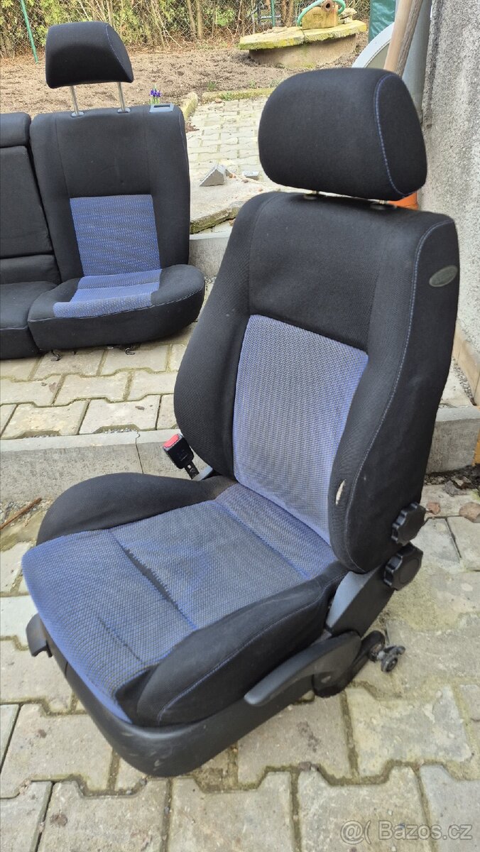 Sedačky polosport VW Golf 4 - 2