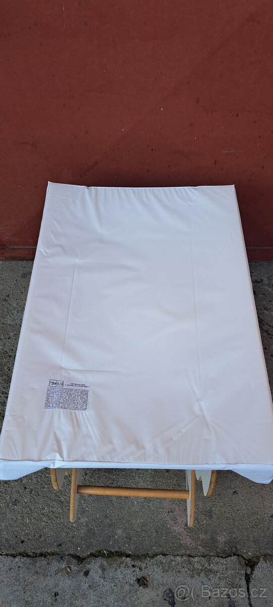 Prebalovací podložka Žirafa - 2