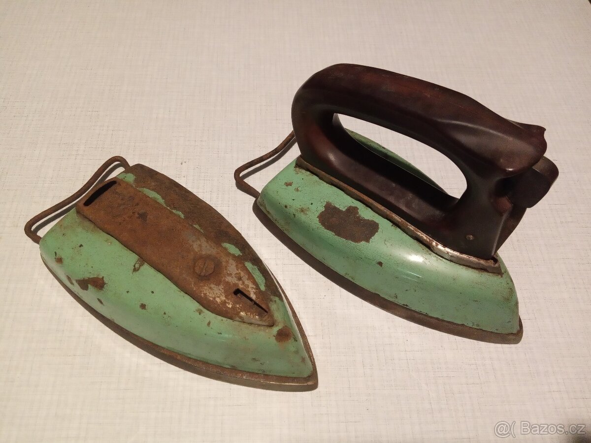 Staré žehličky - 2