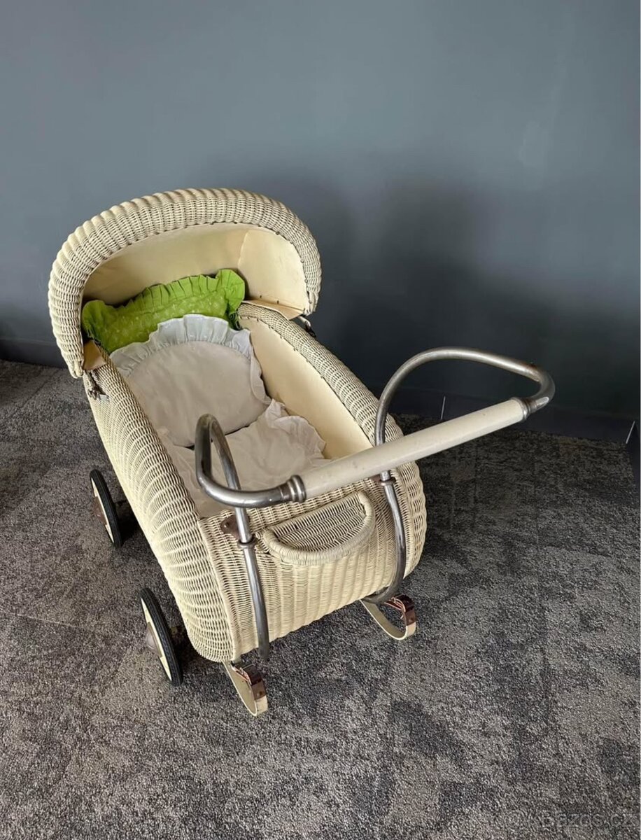 Starozitny Kocarek walter pro dite - 2