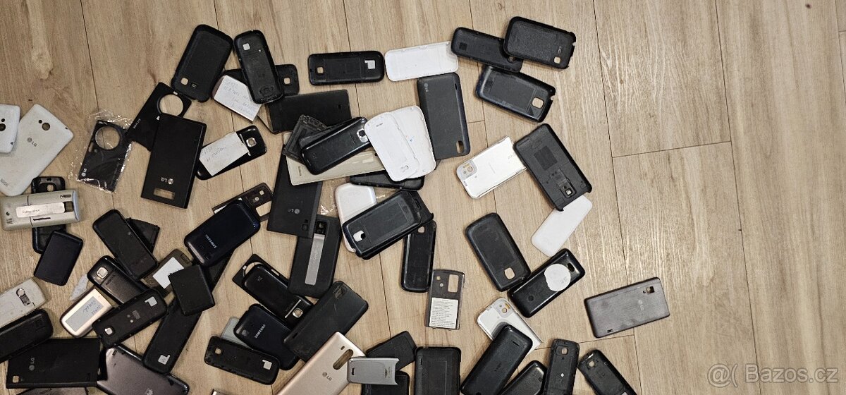 Záda na mobilní telefony - 2