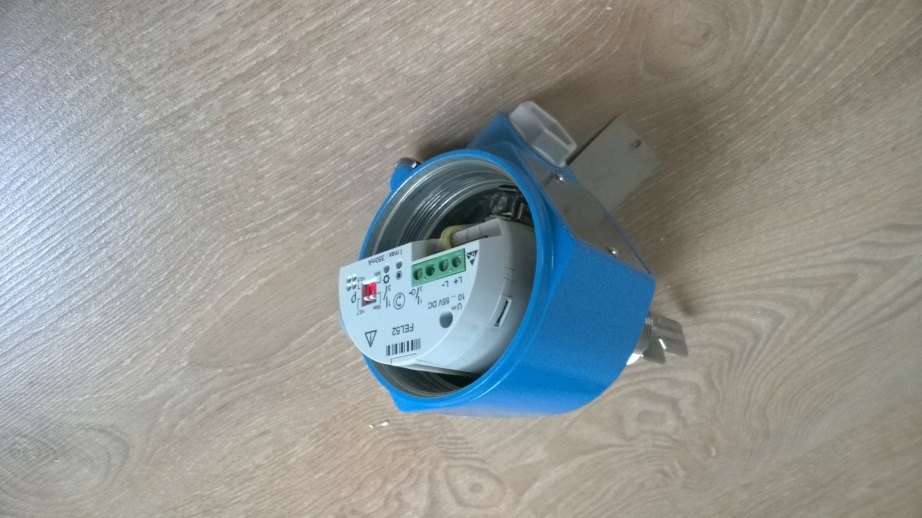 Hladinoměr Endress Hauser (Spínač), olej voda, apod. - 2