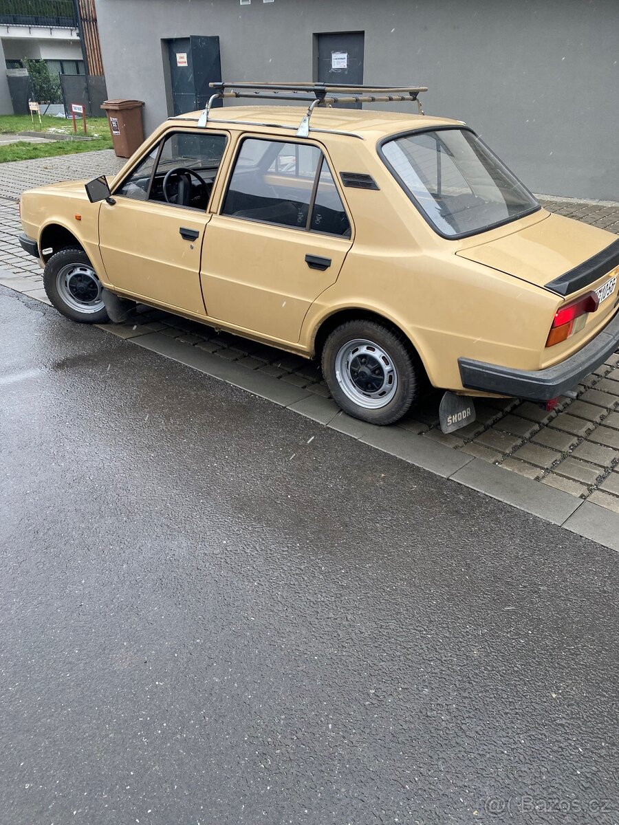 Škoda 105L - 2