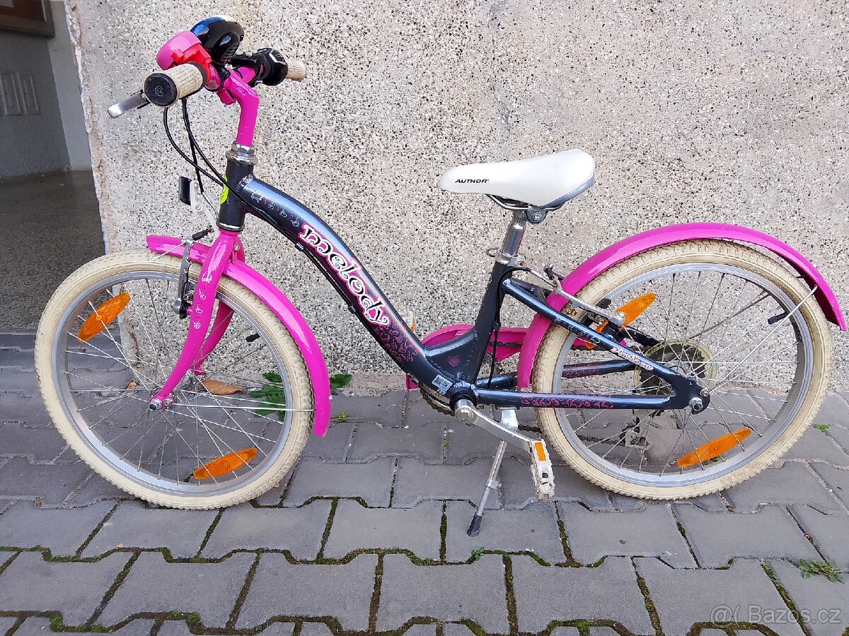 Author Melody 20 - 2