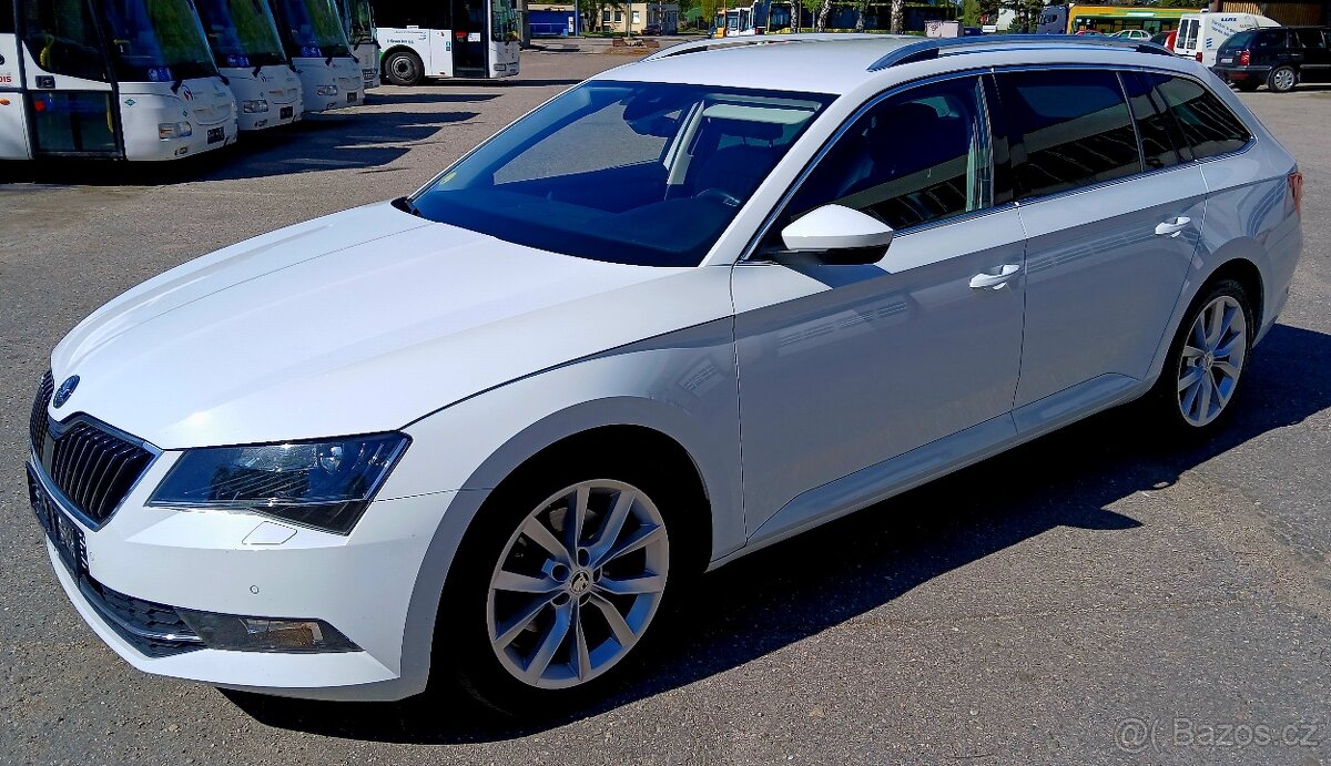 Superb 2.0 Tdi DSG Style - 2