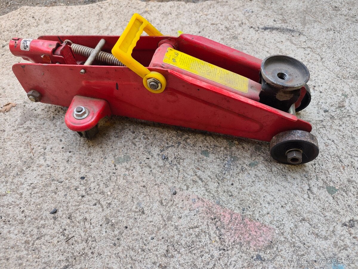 Prodám zvedák hydraulický - 2