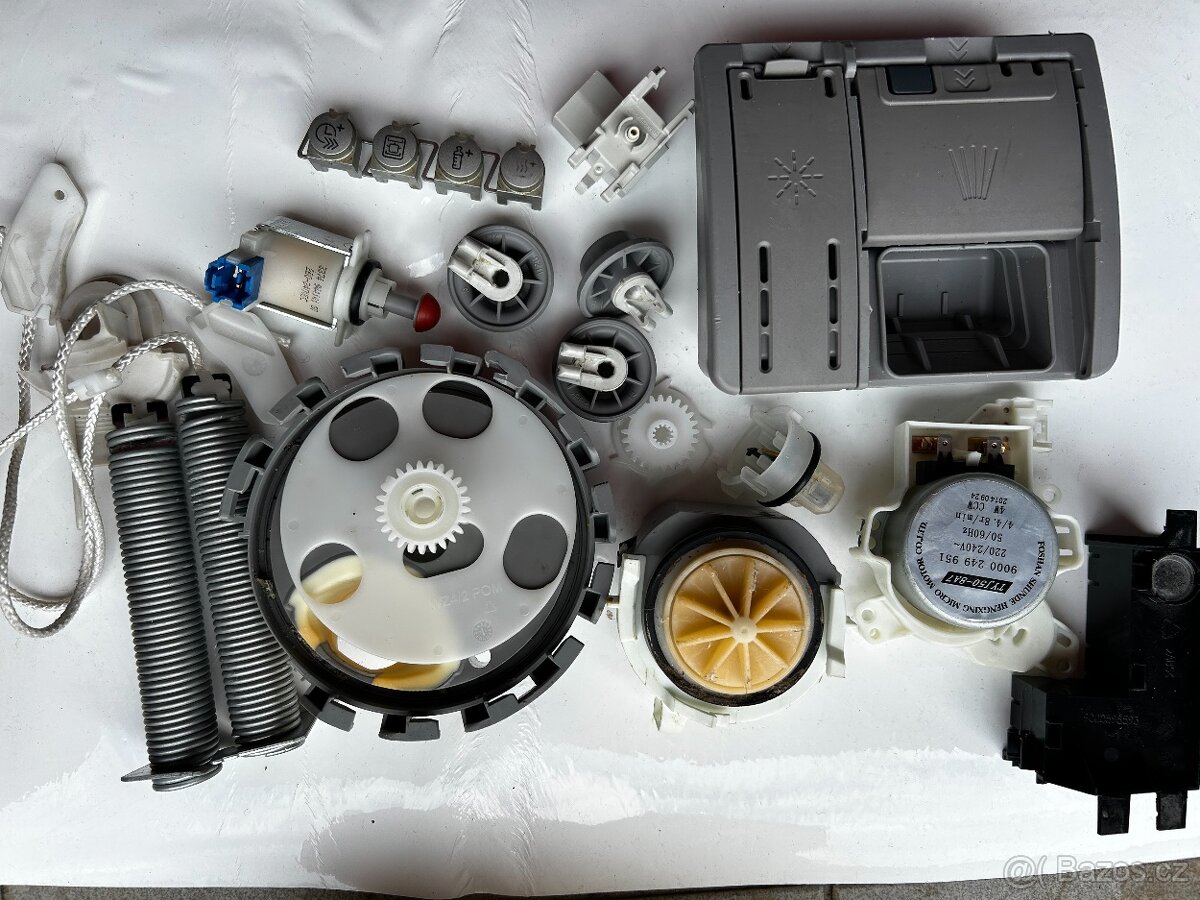 Náhradní díly na myčku Siemens - 2