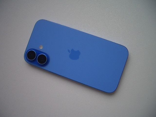 APPLE IPHONE 16 BLUE - 2