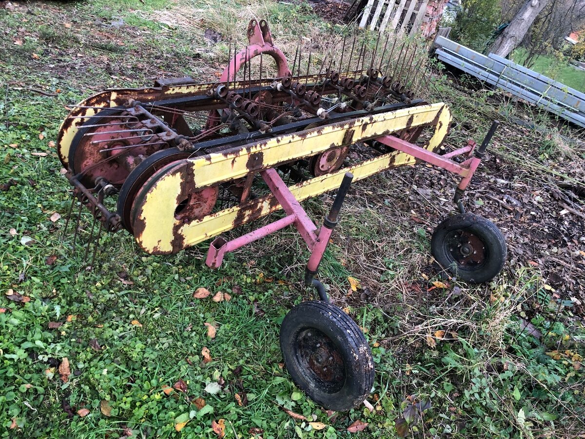 Pásová obracečka - 2