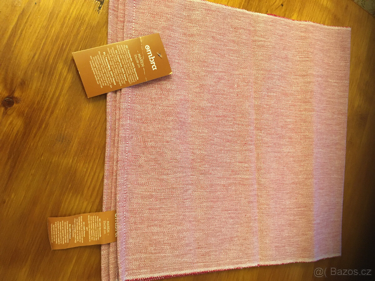 Nový světle vínový běhoun na stůl Ombra 33x138cm z Rakouska - 2