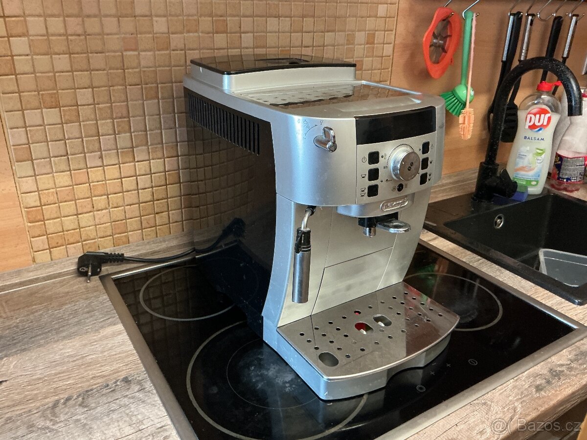 De'Longhi Magnifica S - 2