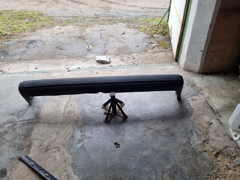 VW golf 2 - zadní nárazník - 2