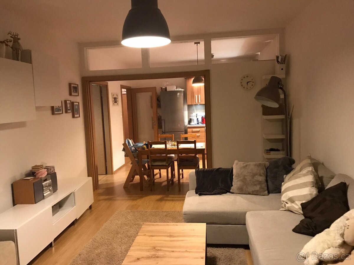 REZERVACE 2+kk Praha Prosek, Kytlická - 2