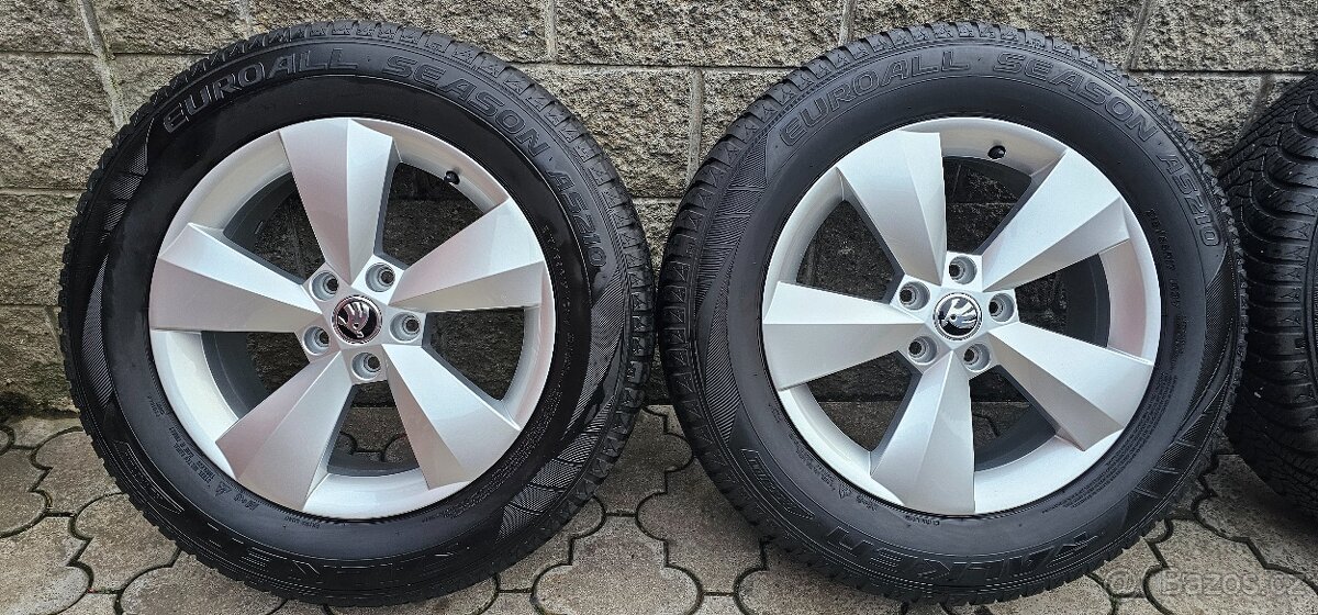 Originál alu Škoda Kodiaq 5x112 215/65 R17 - celoroční pneu - 2