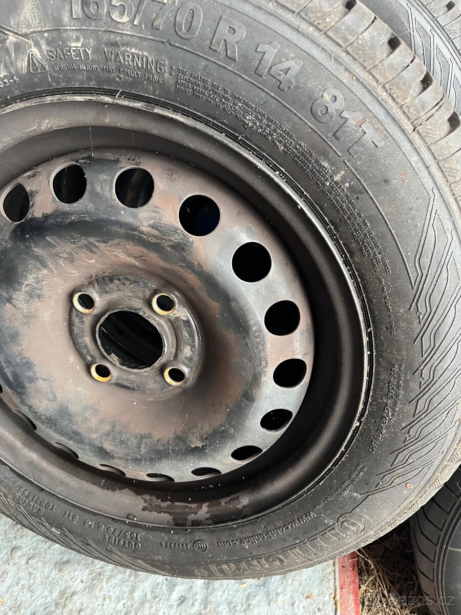 Ocelova kola s pneu - 2