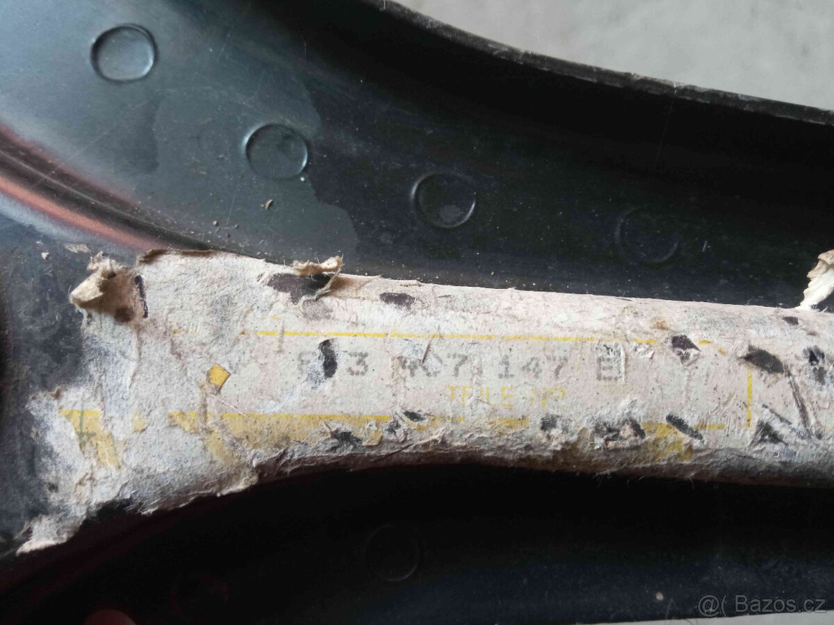 L přední rameno OE 893407147E AUDI 80, 90, COUPE - 2