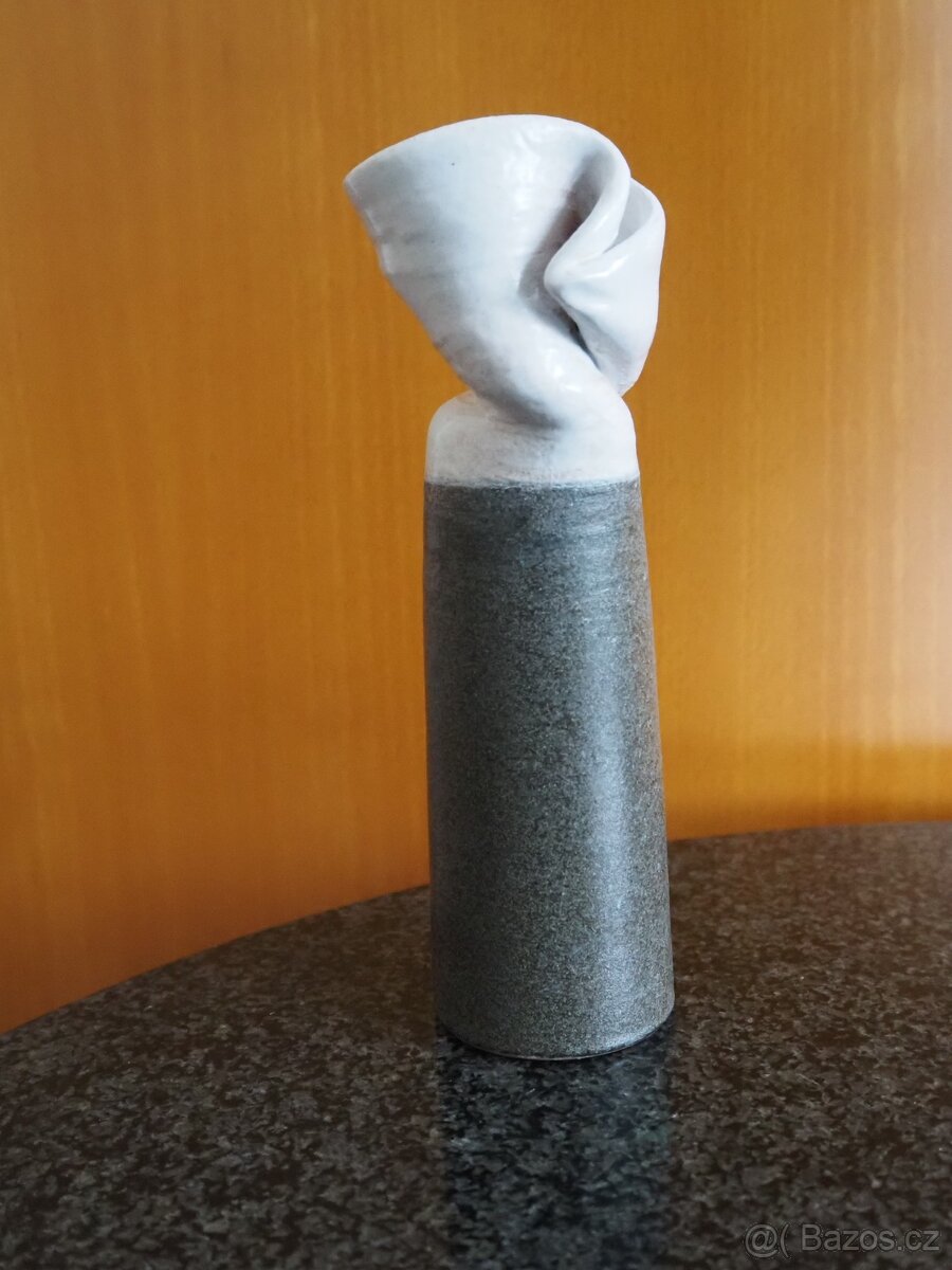 Váza keramická - 2