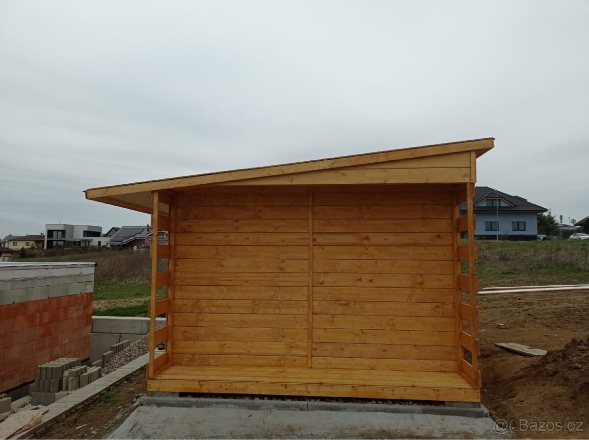 Domek s oddělením na dřevo - 2