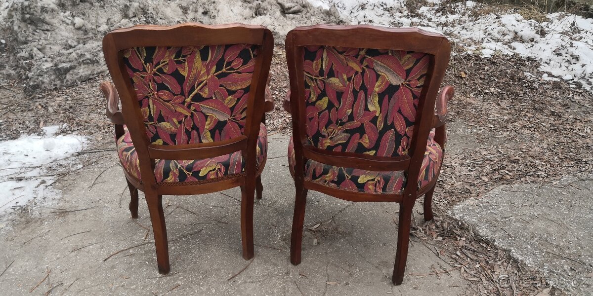 Starožitné křesílko - 2