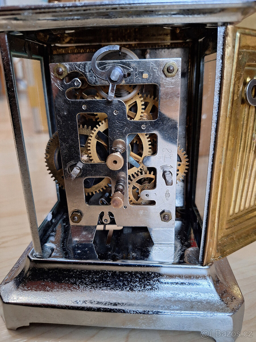 Oficírský budík Kienzle - 2