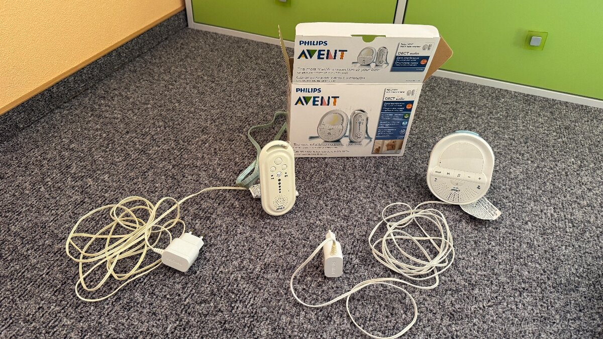Chůvička Philips avent scd505 - 2