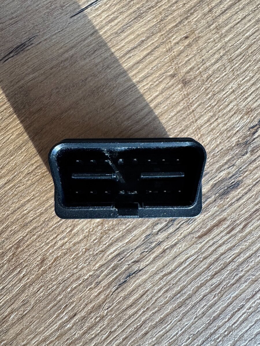 Adaptér MERCEDES - BENZ E OBD A2138203202 - 2