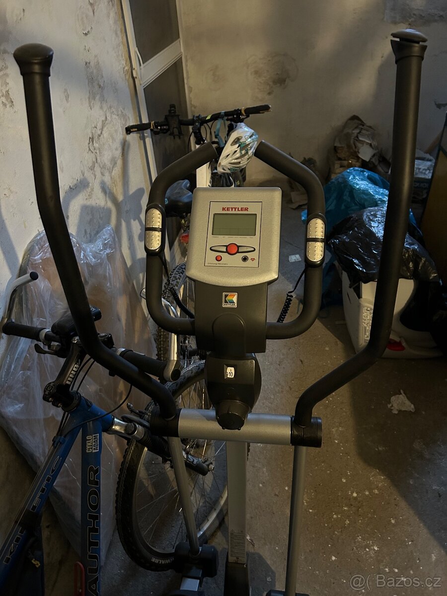 Eliptický trenažer - 2