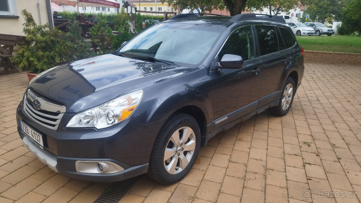 2012 Subaru Outback 3.6R - 2