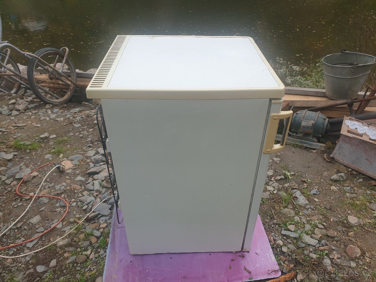 Lednička Zanussi - 2