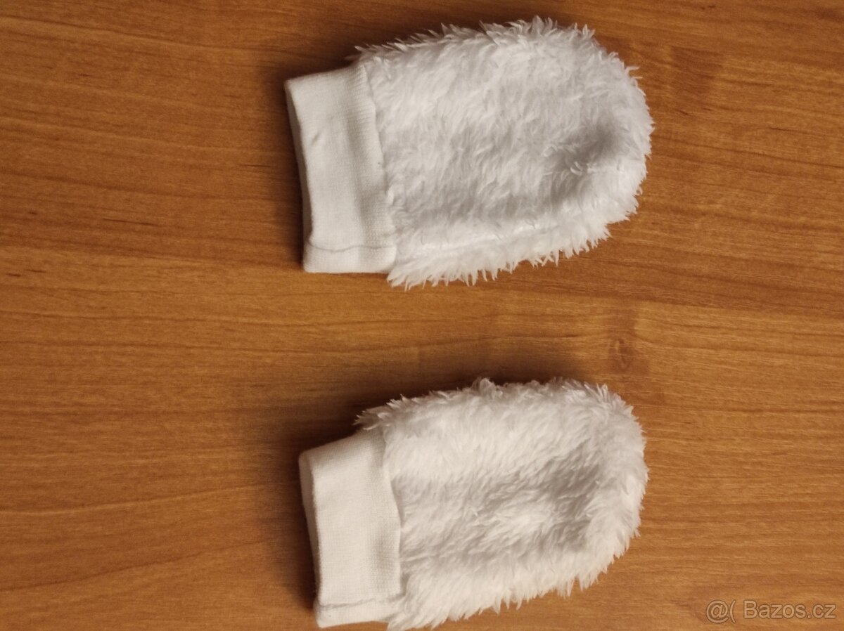 Zimní kabátek pro miminko 68+rukavičky - 2