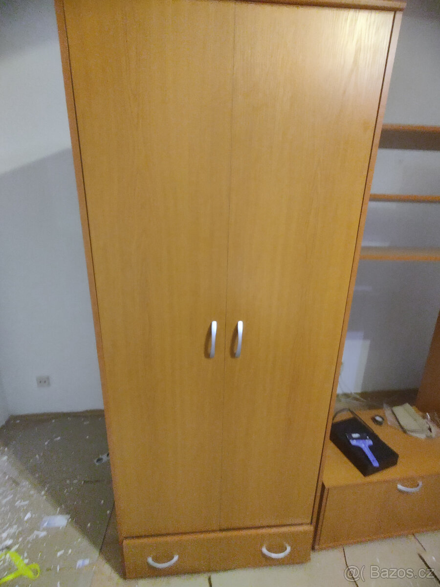 Prodám levně - obývací stěna - 2