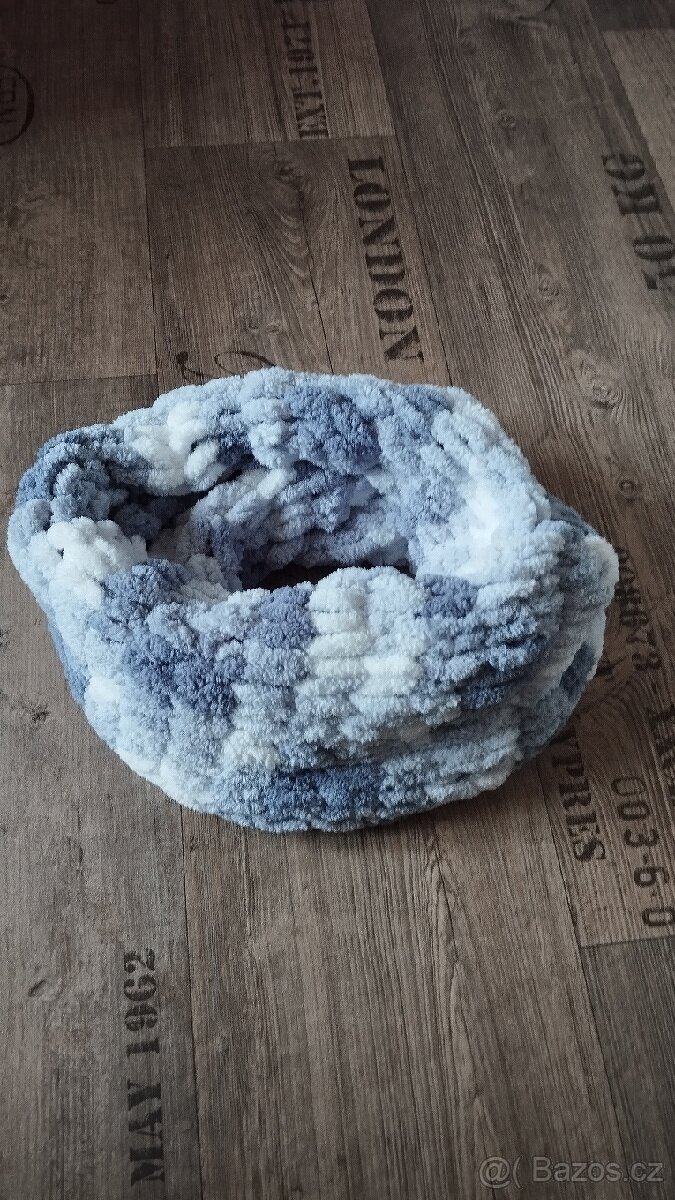 Ručně pletený nákrčník - 2