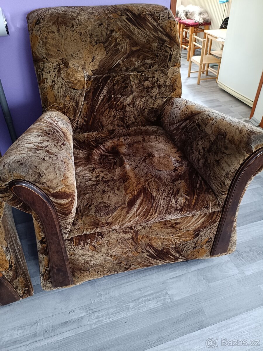 Rohová sedačka a křeslo možnost i stolek - 2