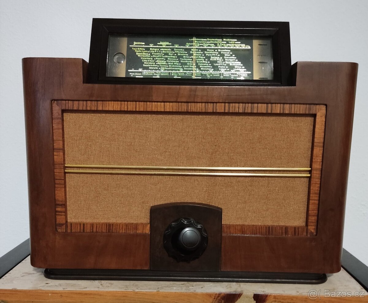 "Restmod" historická radia - čtěte text, prosím - 2