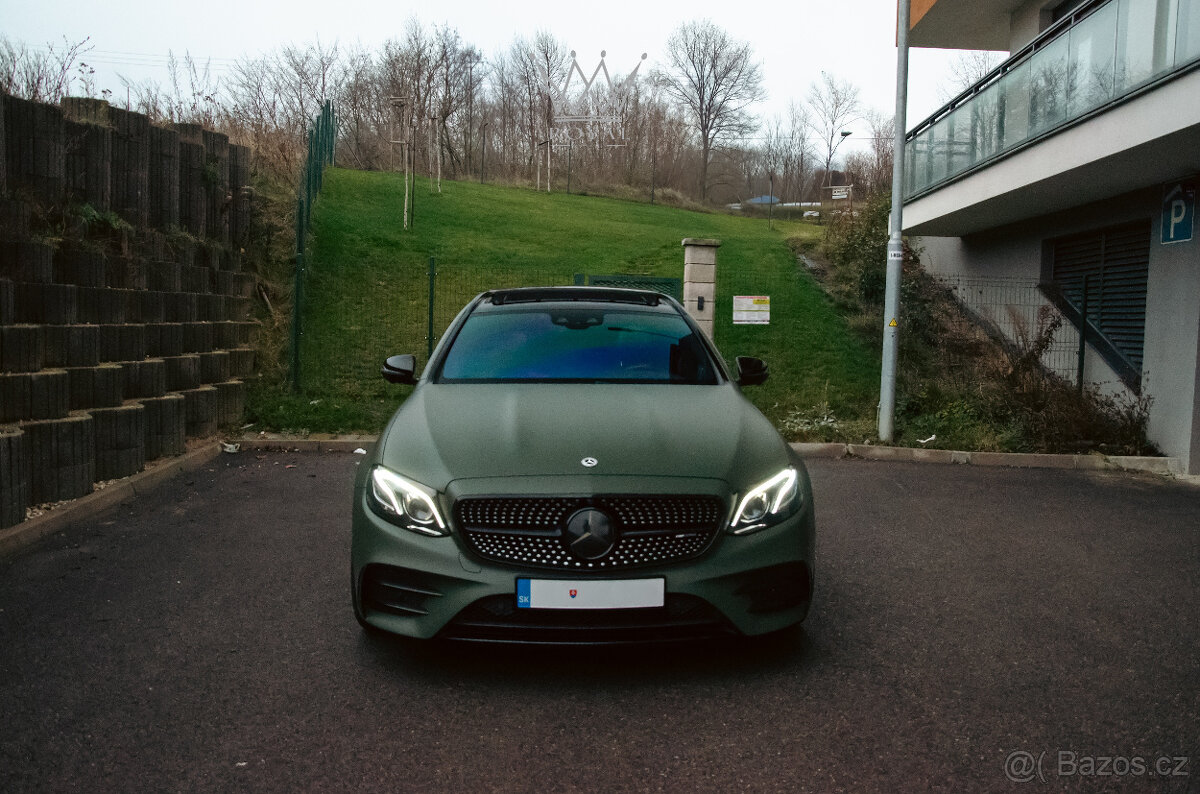 Mercedes-Benz E53 Kombi AMG Multibeam Burmester Masaž - 2