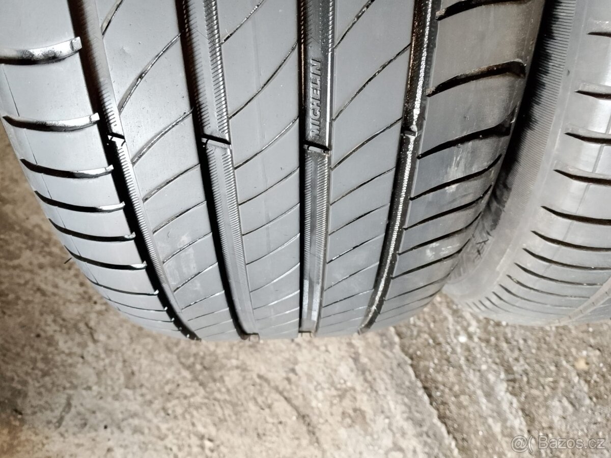 235/45/18 98w Michelin - letní pneu 2ks - 2