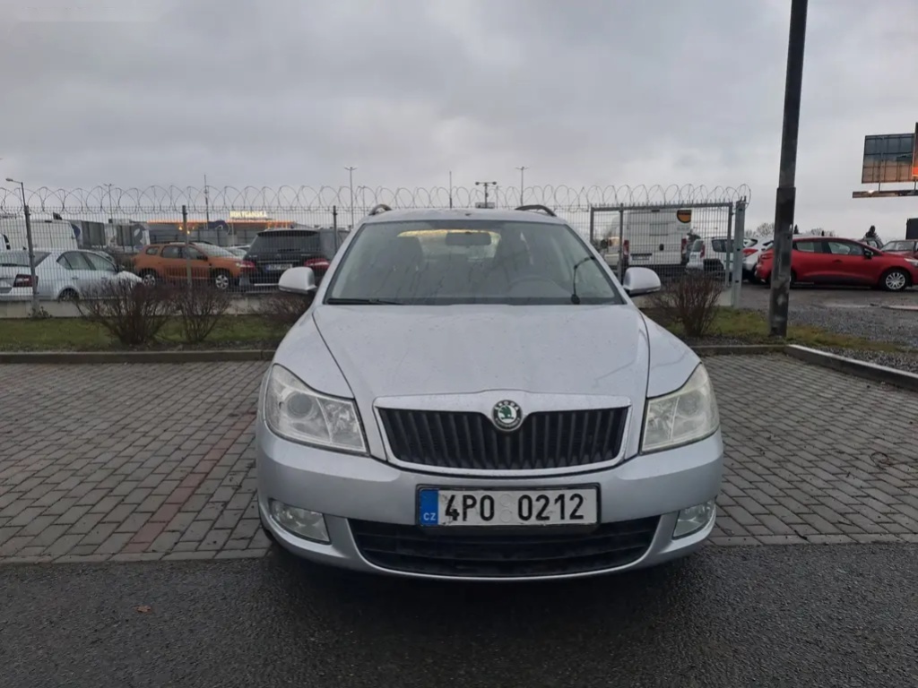 Škoda Octavia, 1.9TDI 77KW PĚKNÁ,ZACHOVALÁ - 2