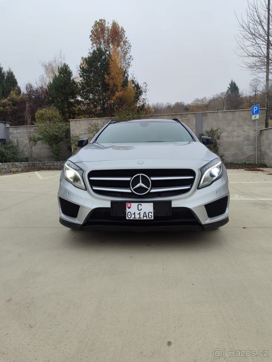 MERCEDES-BENZ GLA 220 d 4MATIC AMG - 2
