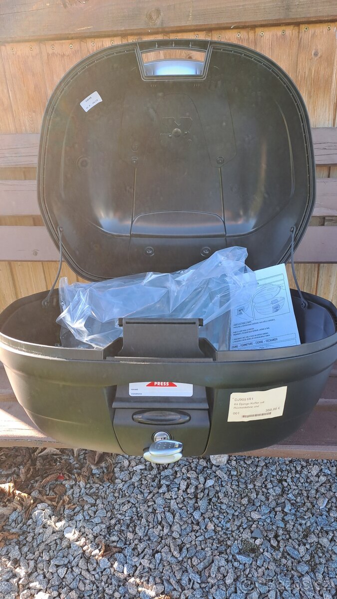 KUFR PEUGEOT NOVY - 2