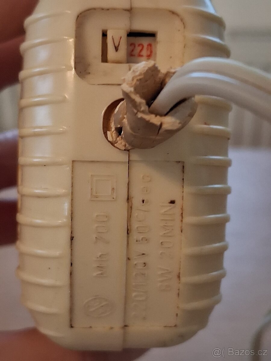 Holící strojek- IGLA - 2