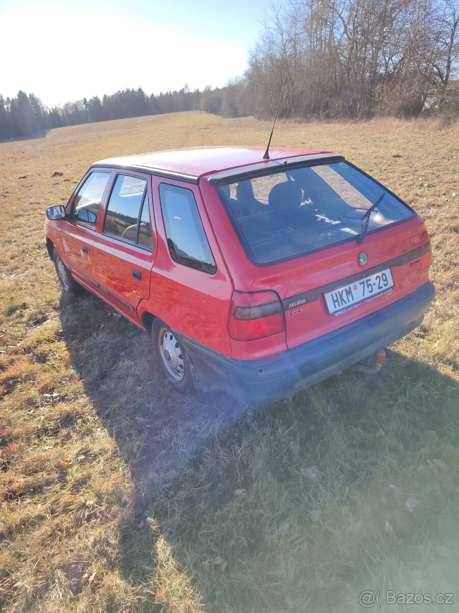 Felicia 1.3 LXI COMBI BA+LPG - 2