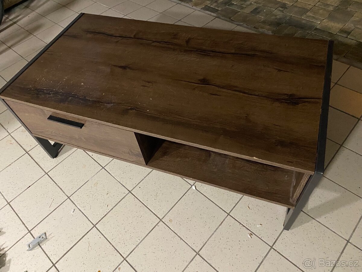 Prodám konferenční stolek - 2