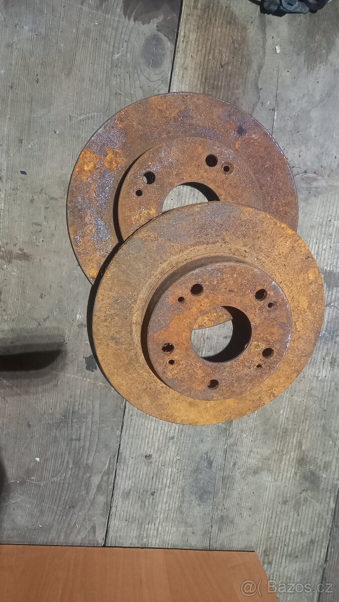 Honda Civic 8G kotouče - 2