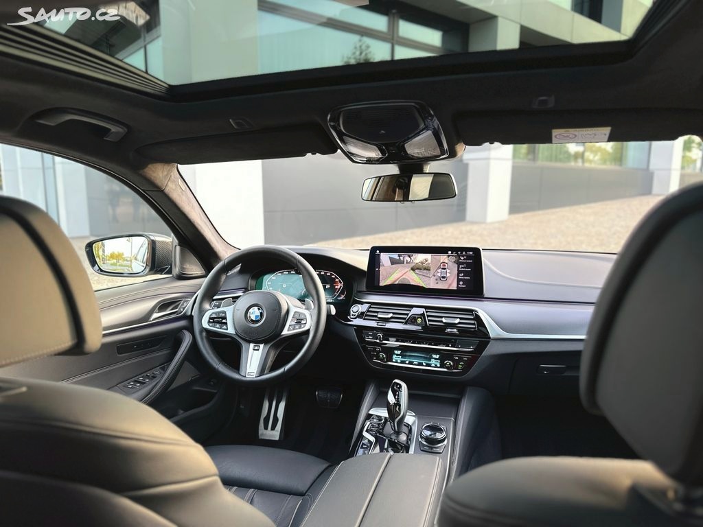 BMW Řada 5, M550i V8|390kW|Laser|DPH|Bufík - 2