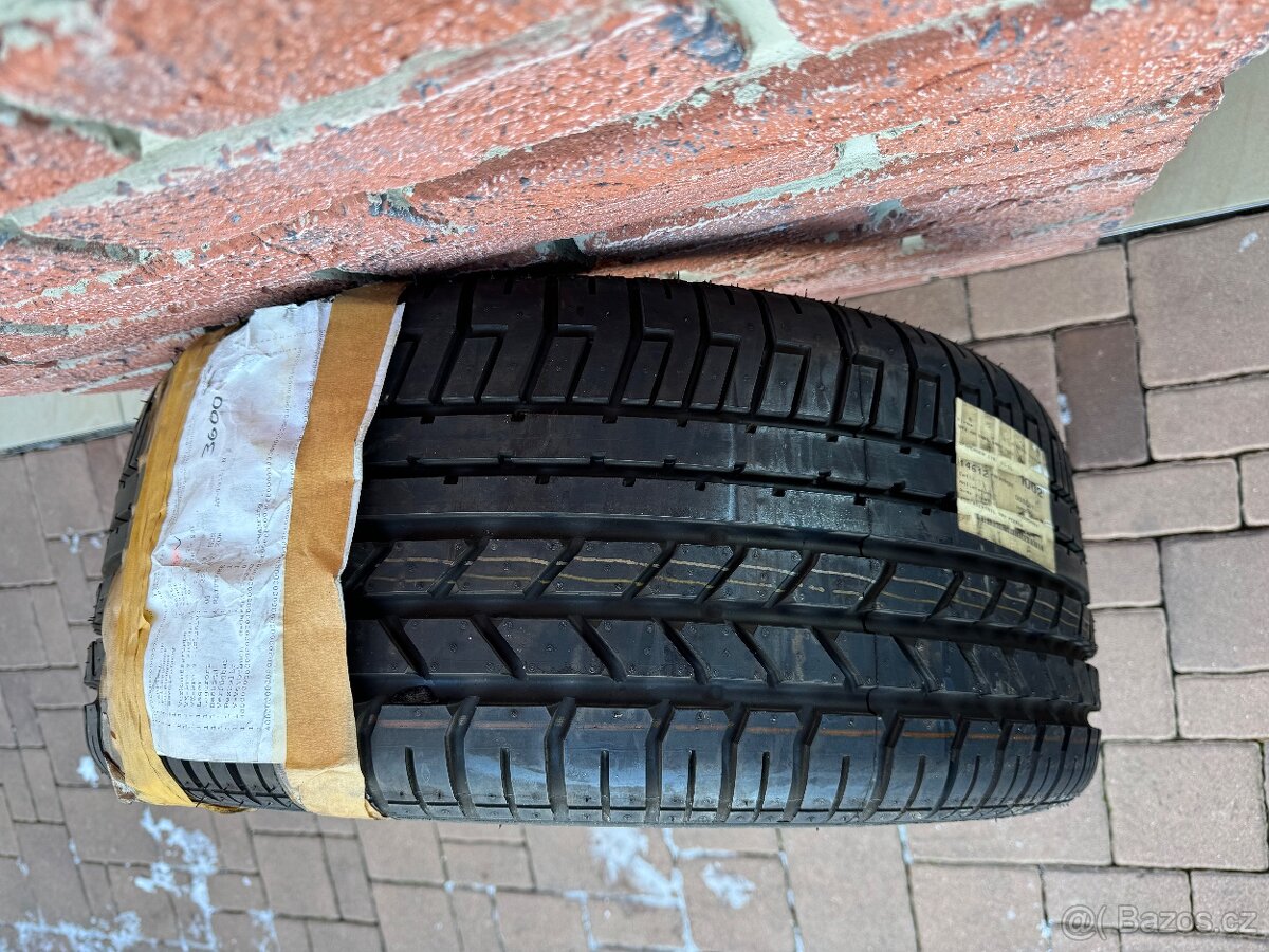 NOVÁ LETNÍ PIRELLI 255/45R18 - 2