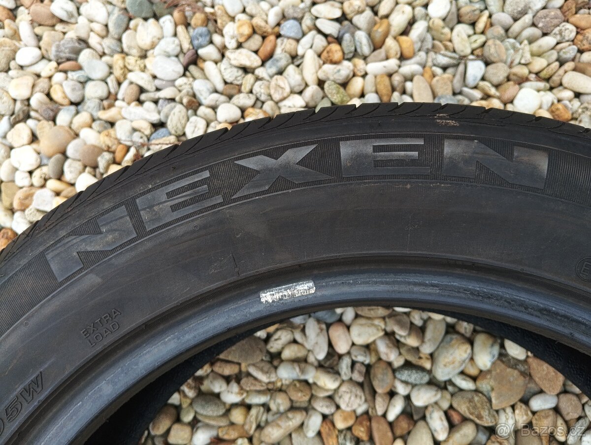 Prodám pneumatiky 235/55R19 - 2