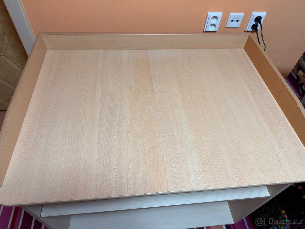 Přebalovací pult - 2