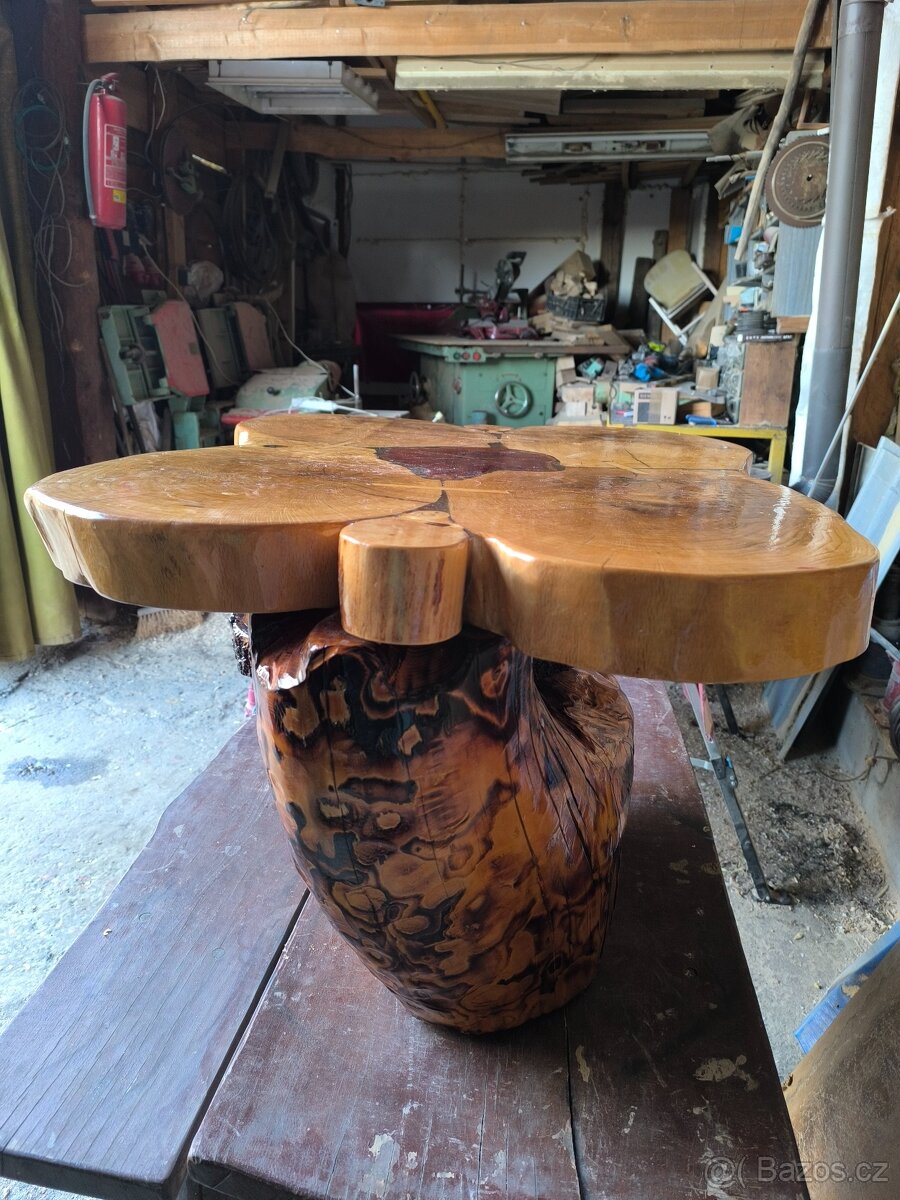 Konferenční stolek - 2